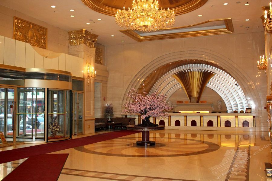 Manzhouli Port International Hotel Exterior photo